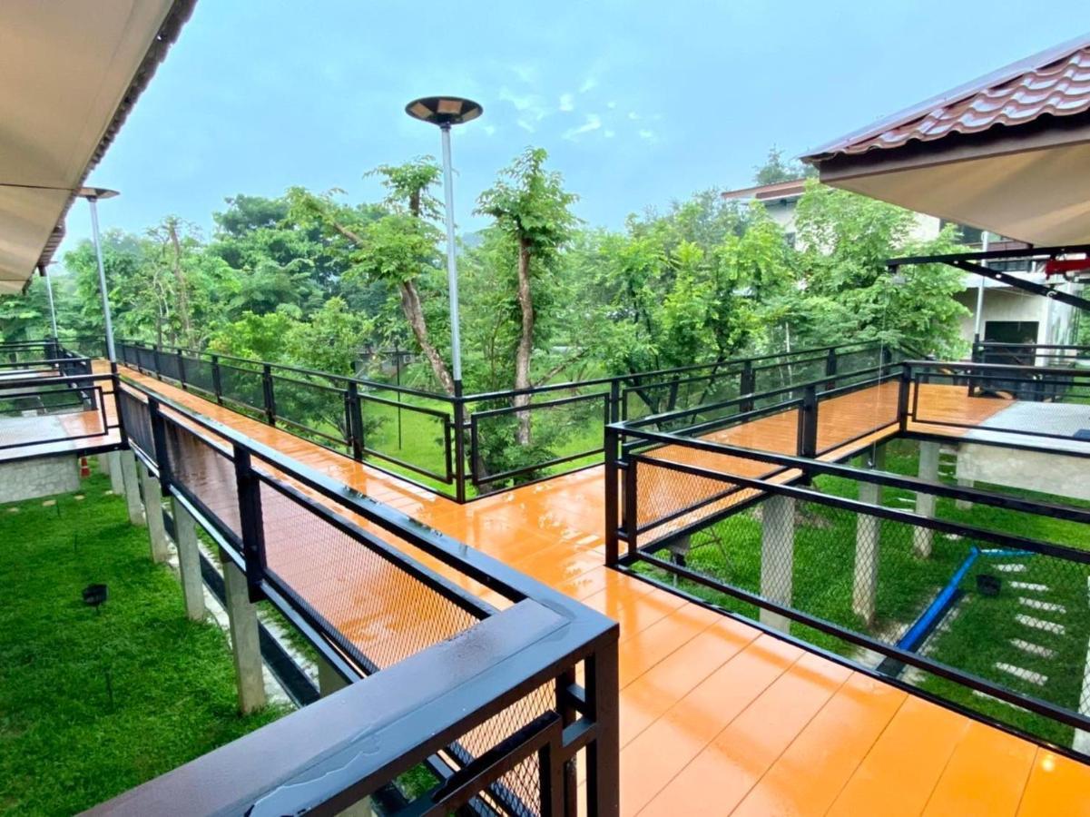 บ้านต้นไม้โฮมสเตย์อุทัยธานี Dış mekan fotoğraf
